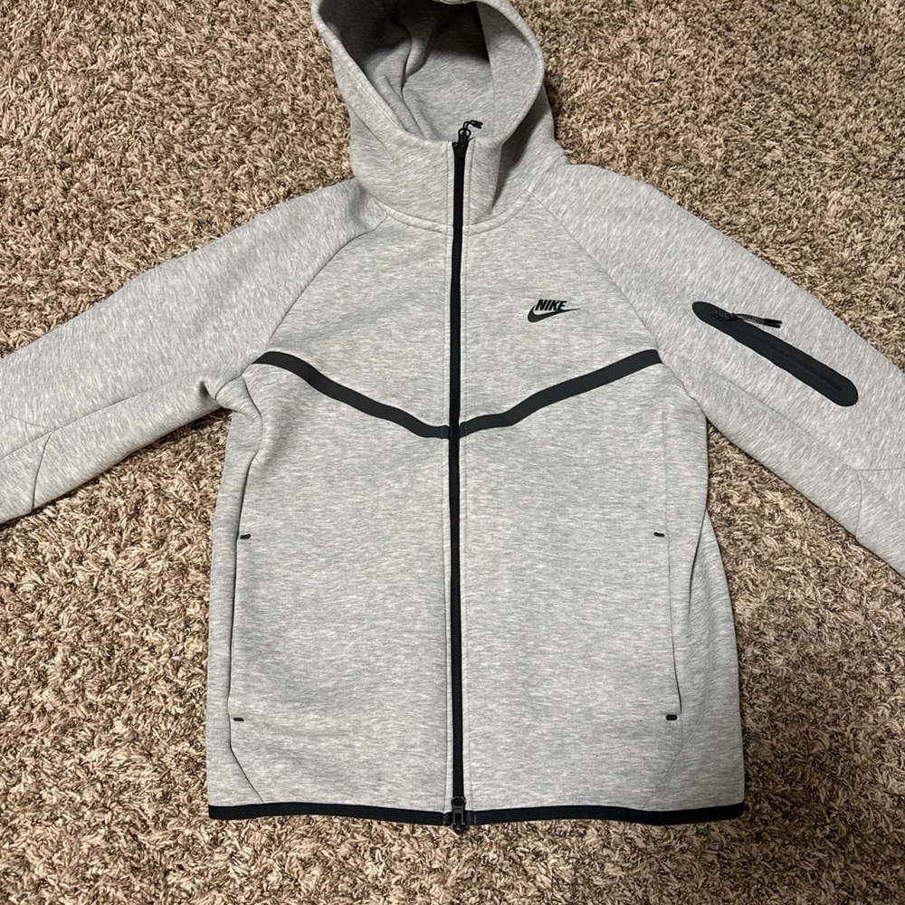 New jacket never worn, was too big on me